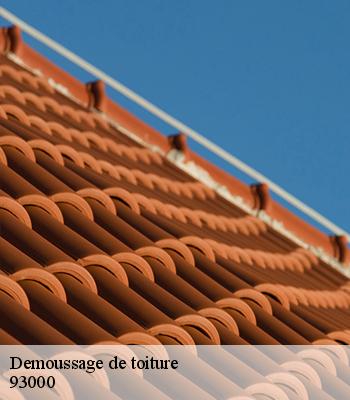 Demoussage de toiture